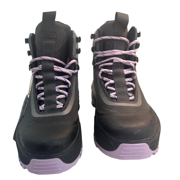 Stella McCartney Asmc Terrex Hiking Boot in Utility Black, Purple& GreySize:6NWT - Picture 7 of 16